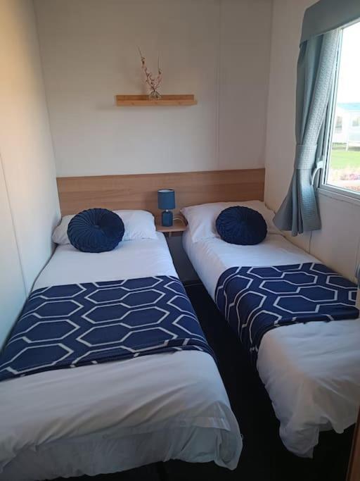 מייבלת'ורפ Stunning Holiday Home @ Uks Award Winning Beach מראה חיצוני תמונה