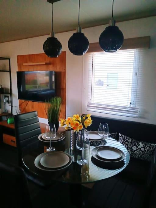 מייבלת'ורפ Stunning Holiday Home @ Uks Award Winning Beach מראה חיצוני תמונה